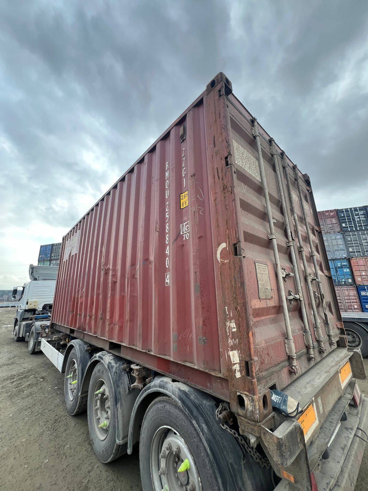 Морской контейнер BMOU2588404